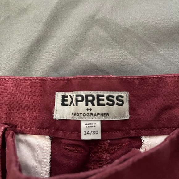 Men’s Express Photographer Khaki Pants - Picture 1 of 4